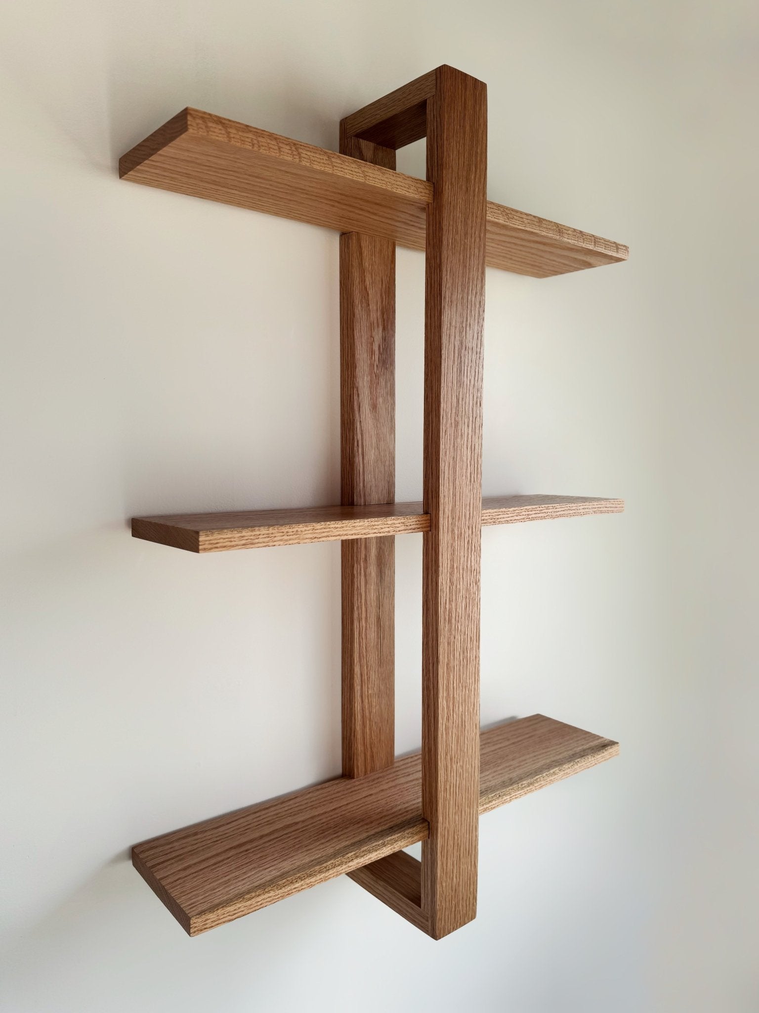 Odyssey Shelf Oak Shift Shelf